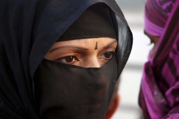 Burqa, la Lombardia ha confermato il divieto nei luoghi pubblici