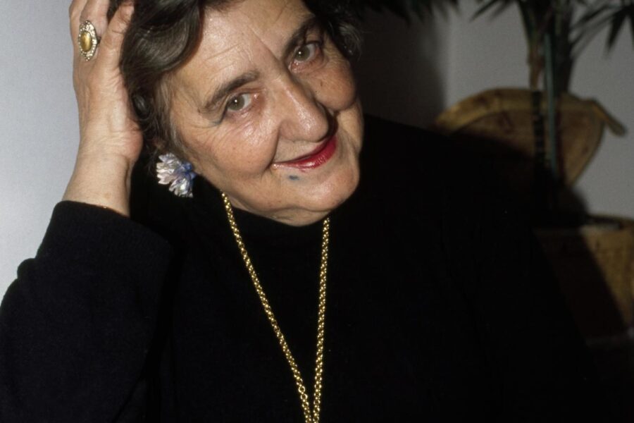 Alda Merini, 10 anni dalla sua scomparsa. Milano le dedica un ponte