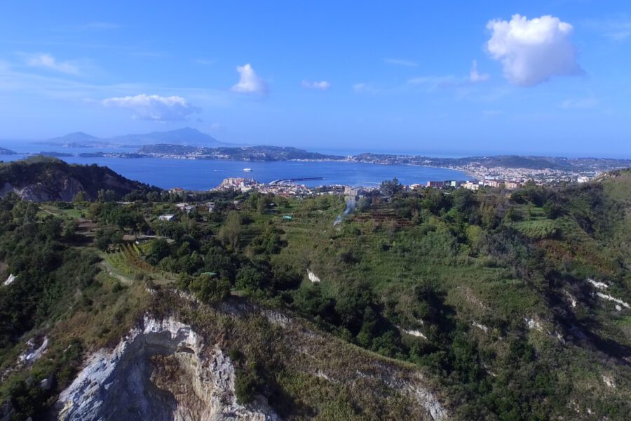 Sciame sismico nei Campi Flegrei, 43 scosse in una settimana