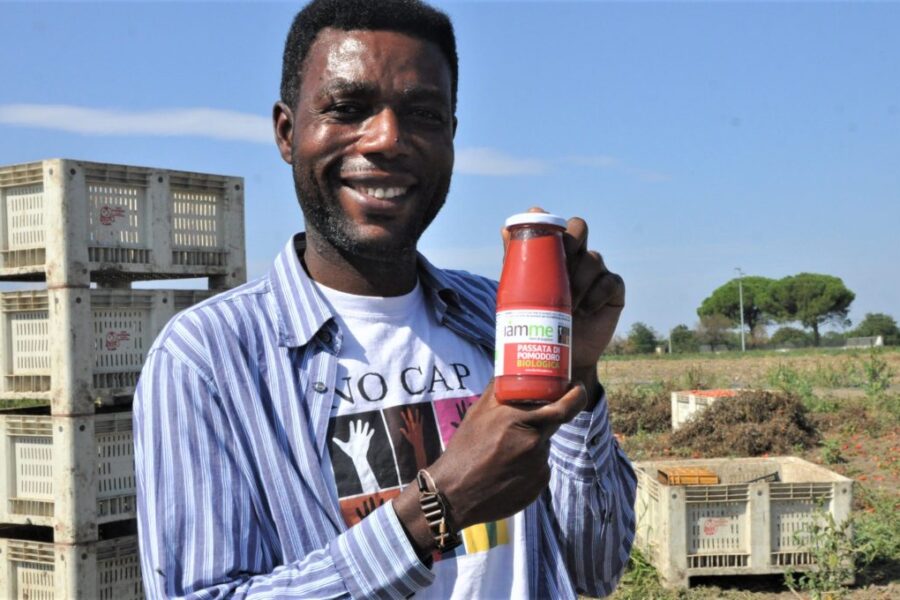 Nasce la prima filiera etica italiana contro il caporalato