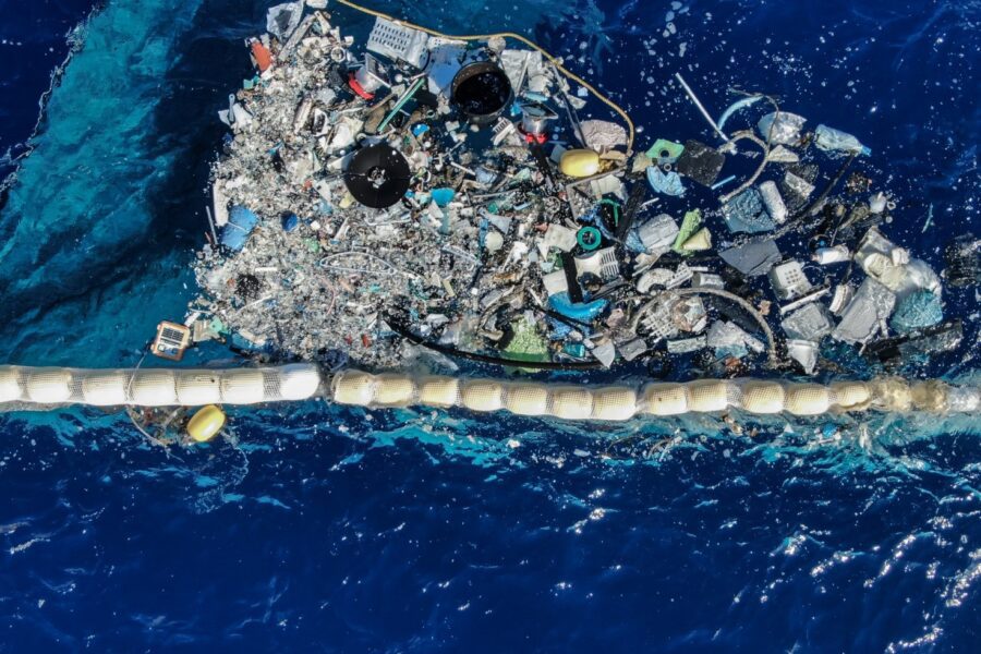 Ocean CleanUp, è partita la battaglia contro la plastica nel Pacifico
