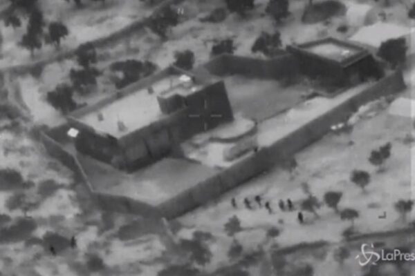 Raid contro Al Baghdadi, il Pentagono pubblica il video dell’assalto