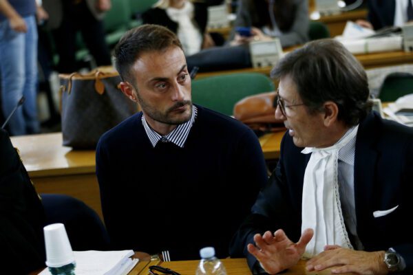 Caso Cucchi, l’avvocato di Tedesco chiede l’assoluzione: “Ha difeso Stefano”