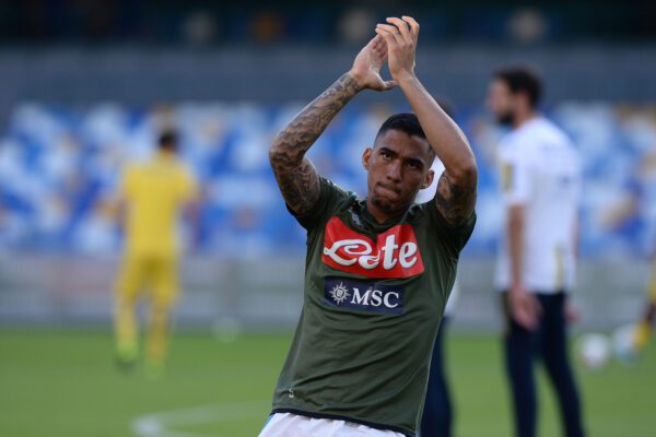 Ignoti in casa del calciatore Allan, la moglie: “Insulti mentre faccio la spesa”