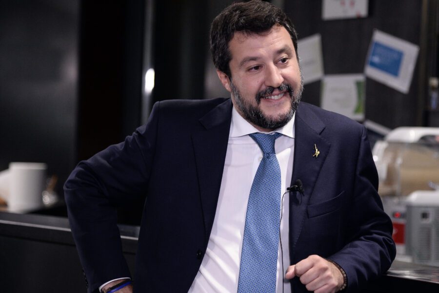 Grave errore astenersi sull’odio: Forza Italia si è inginocchiata a Salvini