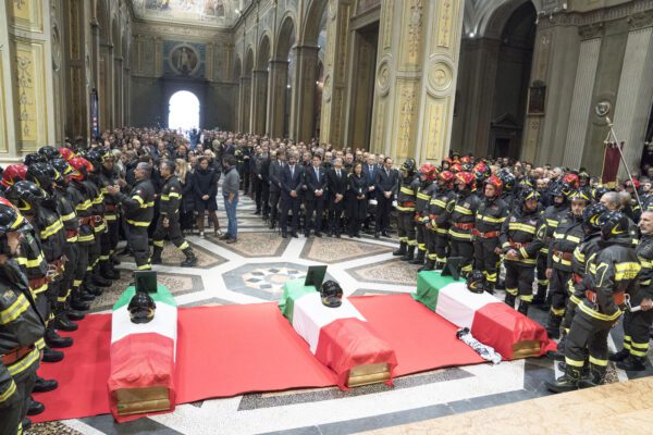 Pompieri uccisi da esplosione: fermato titolare cascina, “movente economico”