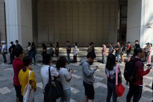 Hong Kong il voto dopo le proteste: Alle urne oltre 70%, avanti movimento democratico