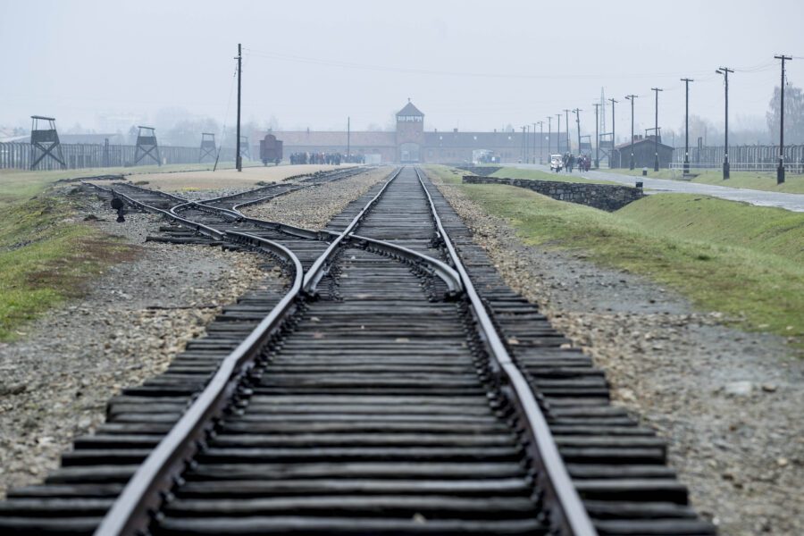 Predappio nega contributo per la visita ad Auschwitz. “Iniziativa di parte”
