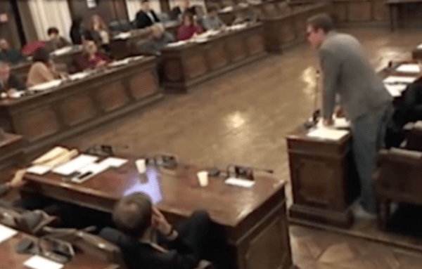 Trieste, il consigliere: “Sono offeso, la Segre ha detto che Gesù era ebreo” Trieste, il consigliere: “Sono offeso, la Segre ha detto che Gesù era ebreo”