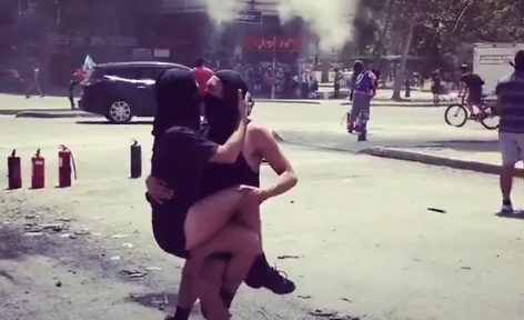 Ballo durante proteste Cile