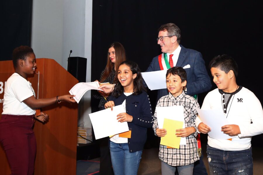 A Modena si anticipa il Parlamento, cittadinanza onoraria per 216 bambini ‘stranieri’