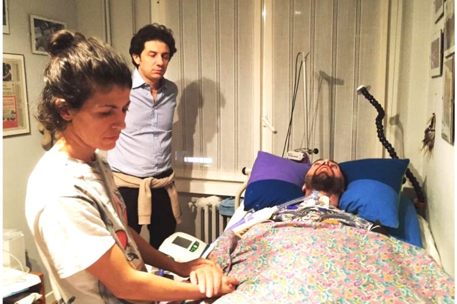 Esiste il diritto a vivere ma anche quello a morire: la via maestra della corte