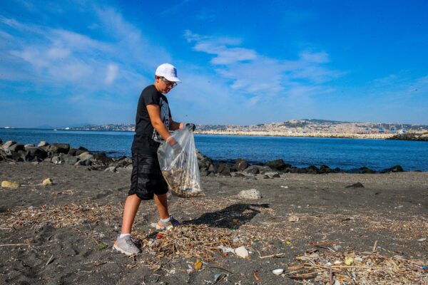 Cop21 a Napoli, vertice europeo dei ministri dell’ambiente e azioni di pulizia