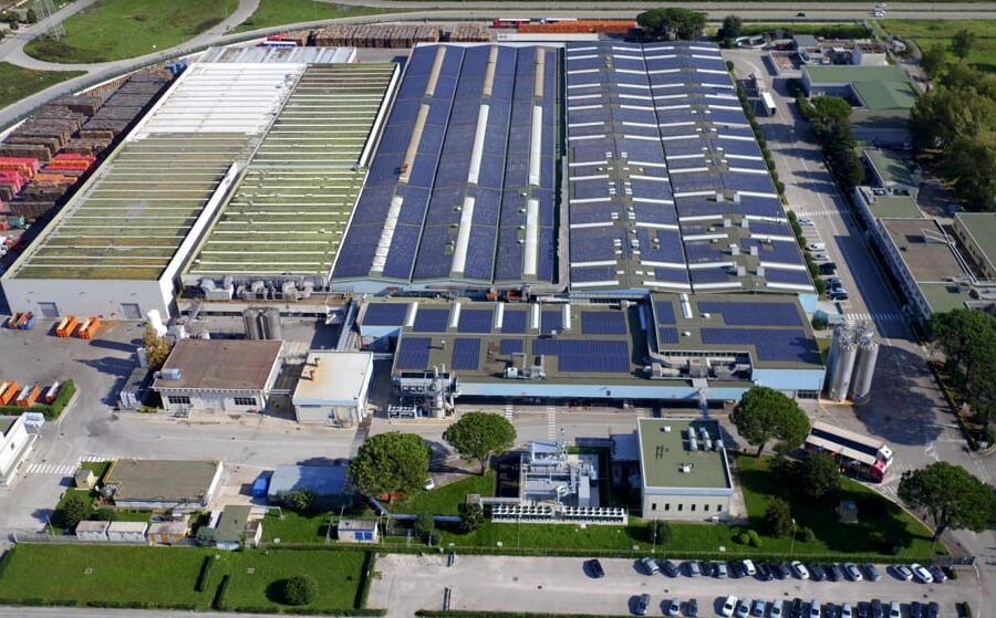 Sugar e plastic tax mettono a rischio gli stabilimenti di Coca Cola in Italia