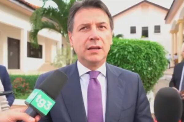 Prescrizione, Conte: “Non ci sono distanze incolmabili, lavoriamo a misure per giusta durata processi”