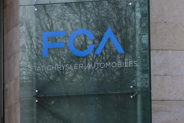 General Motors fa causa a Fca per presunte tangenti ai sindacati americani