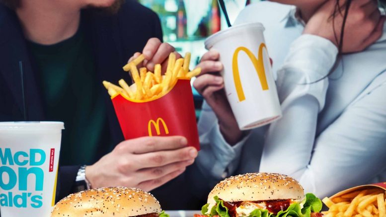 Beffa McDonald’s, paga 400mila euro di premi: concorso troppo facile: