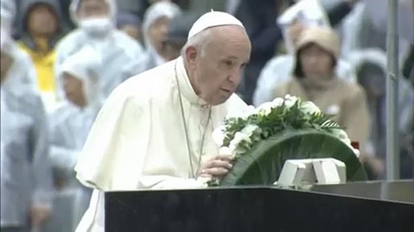 Papa Francesco a Nagasaki: “Simbolo di orrore, stop a armamenti nucleri”
