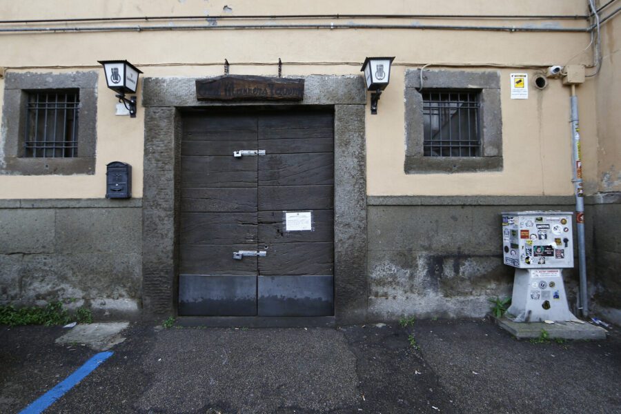 Violentarono una ragazza in un pub, condannati due militanti di Casa Pound