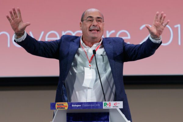 Pd, approvato il nuovo statuto: ‘rottamata’ la stagione renziana