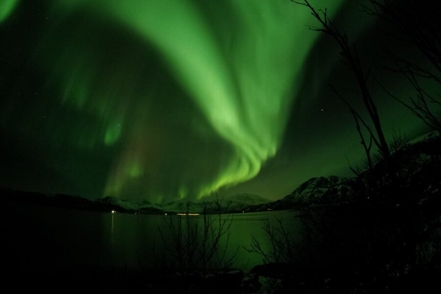 Lo spettacolo della danza dell’aurora boreale al Polo Nord
