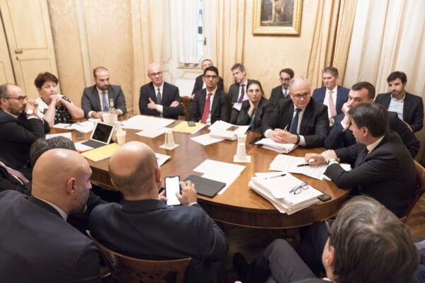 Foto Filippo Attili/Palazzo Chigi/LaPresse05-12-2019 Roma – ItaliaPolitica Giuseppe Conte al Vertice sulla manovra a Palazzo ChigiDISTRIBUTION FREE OF CHARGE – NOT FOR SALE – Obbligatorio citare la fonte LaPresse/Palazzo Chigi/Filippo Attili