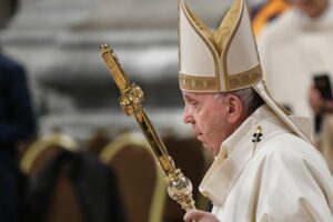 Papa Francesco incontra i rifugiati:”Vittime di ingiustizia, non si risolve bloccando le navi”