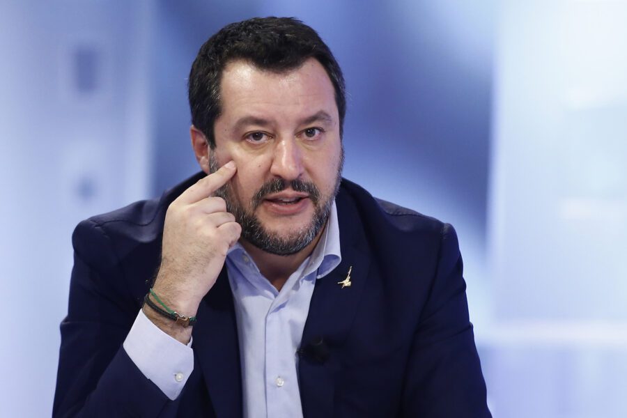 Regionali in Emilia Romagna, Salvini ai suoi: “Parlate di Bibbiano e trovate una famiglia terremotata”