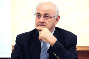 Lannutti a capo delle banche? Anche no