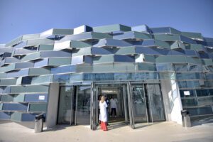 Marito e moglie 73enni accoltellati: una lite per confini terrieri