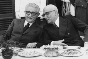 Caso Lockheed, 1978: Leone si dimette