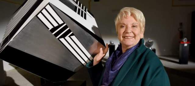 Le sculture di Carmen Novaco in mostra nel Galoppatoio Reale di Portici