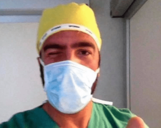 Riporta in vita una mamma, la storia del medico eroe premiato da Mattarella