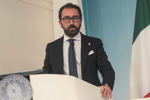 Prescrizione extralunga, la proposta Pd (per salvare la faccia?)