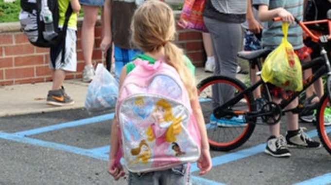 Bambina di 10 anni morta dopo aver bevuto candeggina: dramma in Sicilia