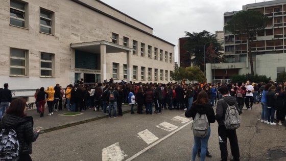 Nuova scossa di terremoto in Campania, paura per la notte