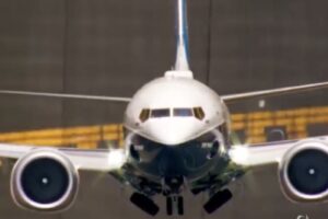 Boeing, da gennaio stop produzione 737 Boeing, da gennaio stop produzione 737