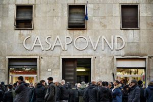 Immobile di Casapound occupato, 8 dirigenti di Demanio e Miur a giudizio: danno erariale per 4,5 milioni