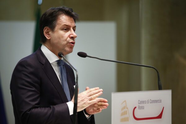 Tensioni in maggioranza, Conte: “A gennaio verifica di governo e cronoprogramma fino al 2023”