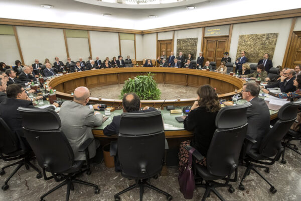 Toghe scatenate: Renzi deve tacere