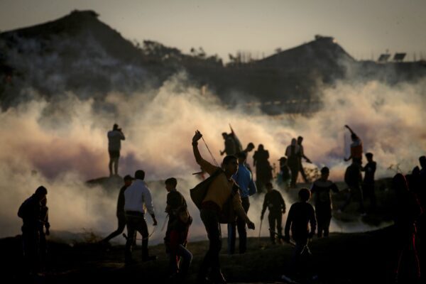 Israele colpisce Gaza come rappresaglia per attacco missilistico