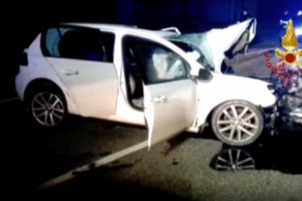 Sabato sera di sangue sulle strade italiane, morti 5 giovanissimi