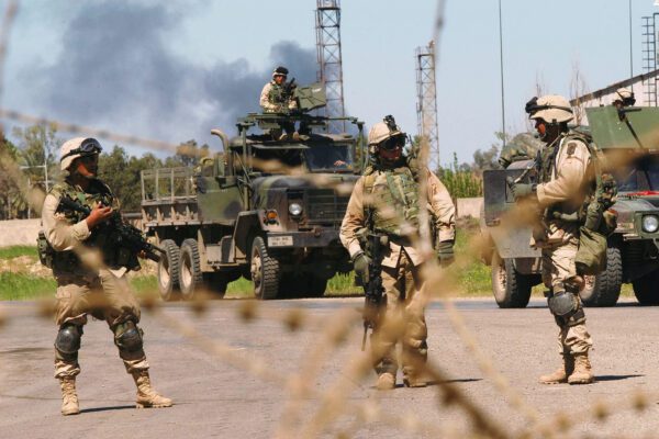 Attacco con razzi a base militare in Iraq, morto un ‘contractor’ americano