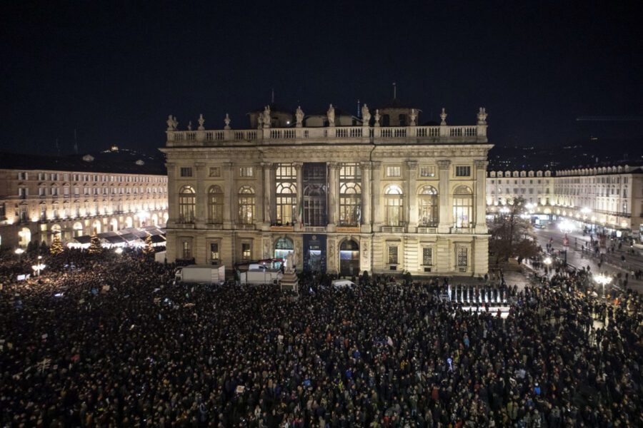 Sondaggio Ixè: Lega perde 2 punti in un mese, torna a crescere il M5S