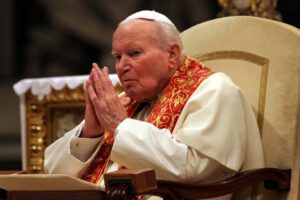 Pedofilia, l’inchiesta sul cardinale McCarrick: “Soldi a due papi in cambio del silenzio”