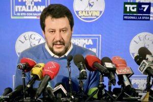 Salvini: “Movimento 5 Stelle scompare, qualcosa a Roma domani cambierà”