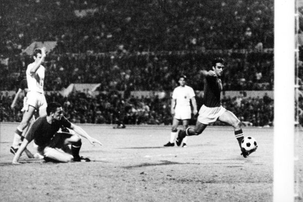 Figlio Anastasi: “Papà morto di Sla, ha scelto sedazione”