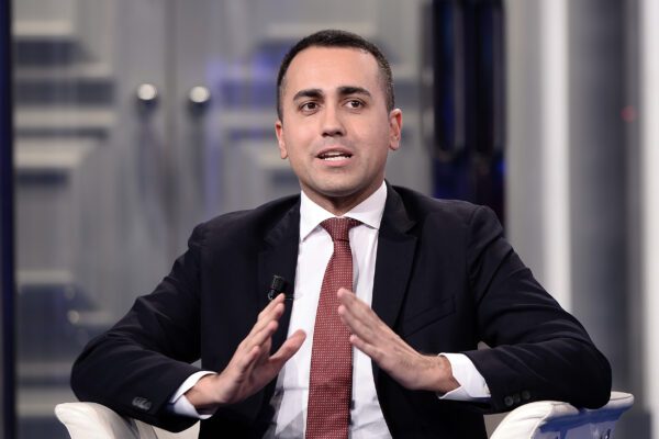 Il ciclone Di Maio travolge industrie, trasloco competenze paralizza due ministeri Il ciclone Di Maio travolge industrie, trasloco competenze paralizza due ministeri