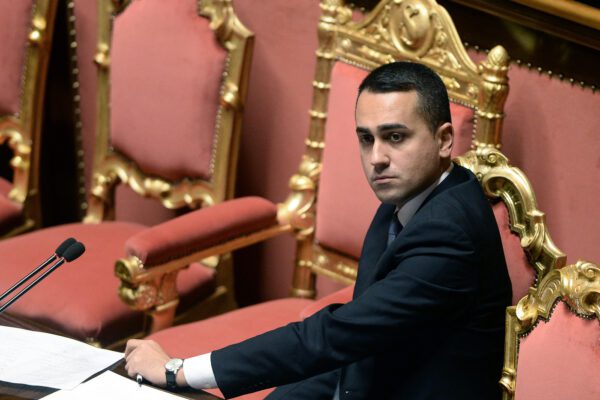 Terremoto 5stelle: Di Maio lascia, al suo posto Crimi