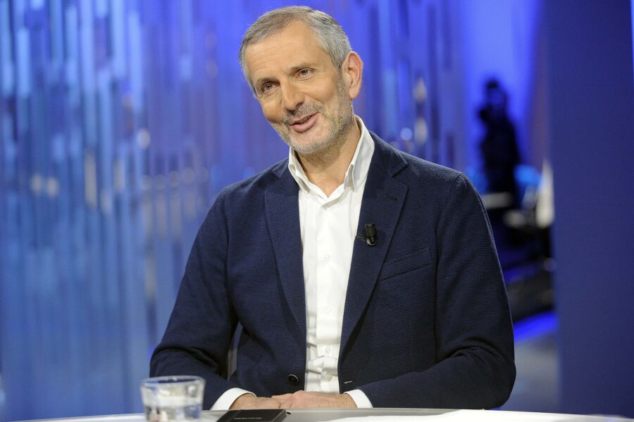 La misura del tempo di Carofiglio: sbaglia chi lo definisce “libro coraggiosamente Garantista”